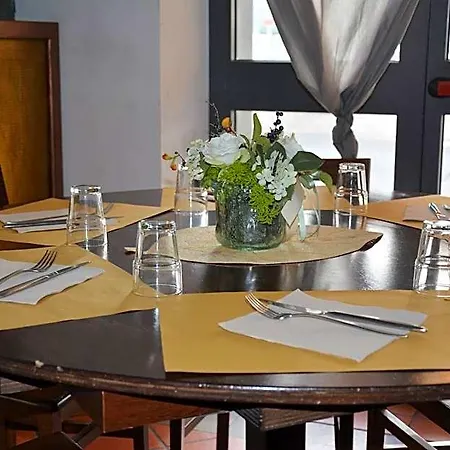 Piccolo Hotel